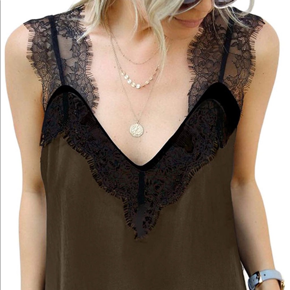 ➖SALE➖ (LAST 2) V-NECK LACE CAMI IN OLIVE